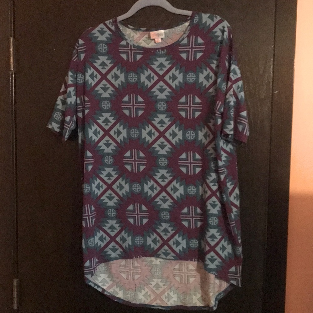Lularoe Irma tunic top size XS EUC